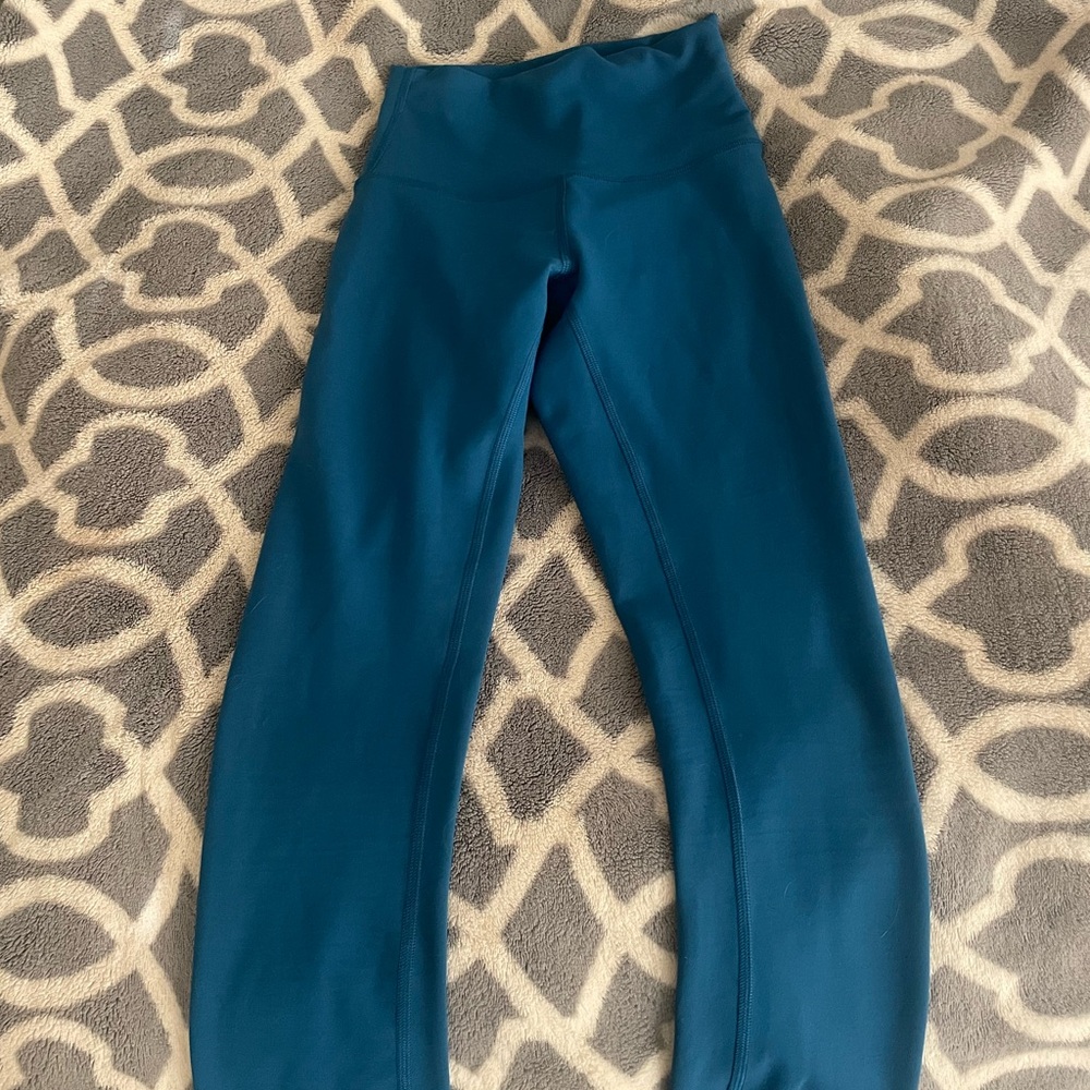 lululemon wunder train high rise 25” size 0 (capri)